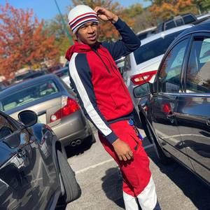 Meet your Posher, Jonathan